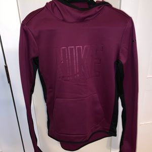 nike sweat shirt